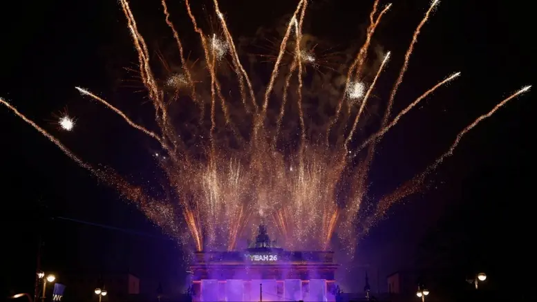 Thế giới tưng bừng chào đón năm 2026 